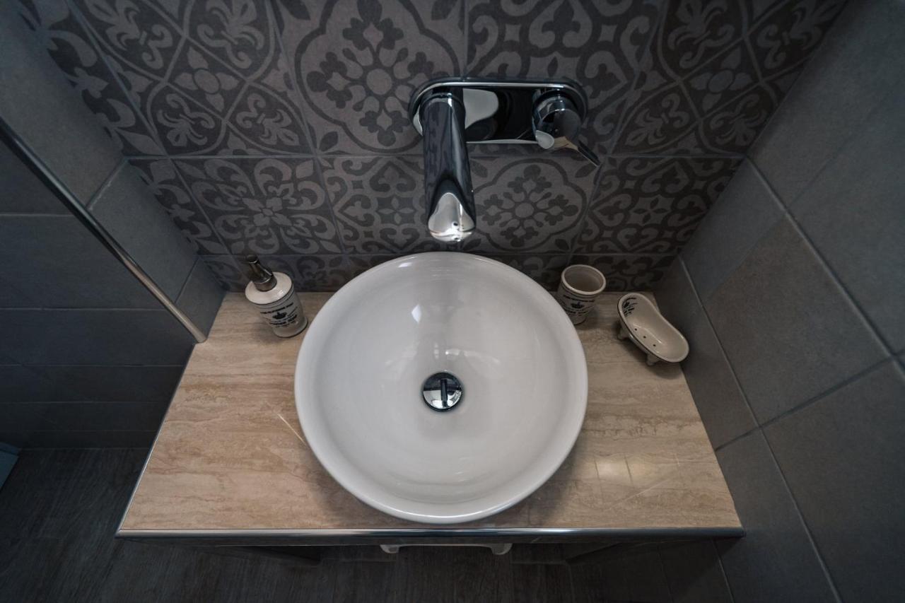 Meropi Rooms Kamares  Екстериор снимка