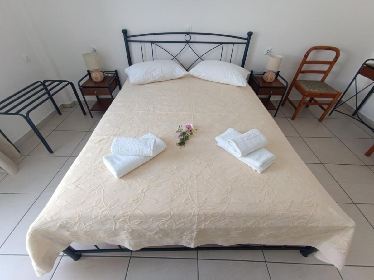 Meropi Rooms Kamares  Екстериор снимка